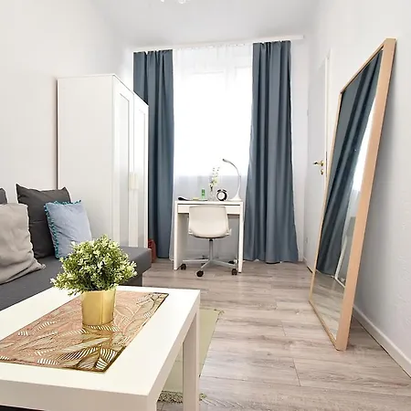 Rental Apartments Aleja Niepodleglosci Warsaw Exterior photo